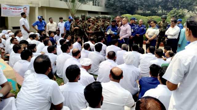 রূপগঞ্জে অরিয়ন ইনফিউশন কারখানায় শ্রমিক অসন্তোষ