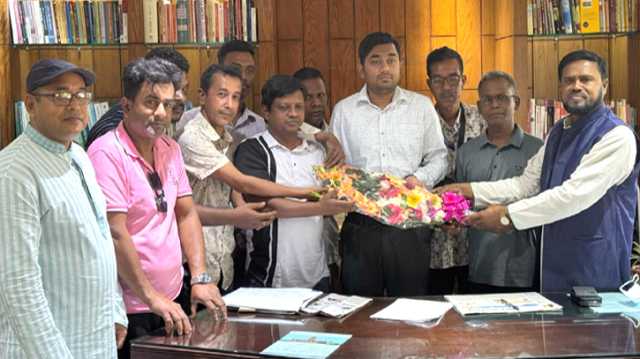 আড়াইহাজারে ইউএন ‘র সাথে  সাংবাদিক ইউনিয়ন আড়াইহাজার নেতৃবৃন্দের সাক্ষাৎ