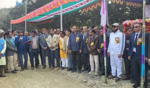 ক্রীড়া অনুষ্ঠানে ওসি, আ.লীগ ও বিএনপি নেতা, মিশ্র প্রতিক্রিয়া