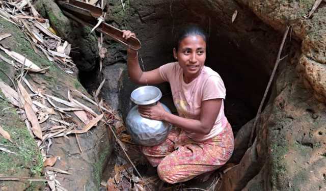 ফোঁটা ফোঁটা চুঁইয়ে পড়া পানিতেই নির্ভরশীল ৩০০ পরিবার