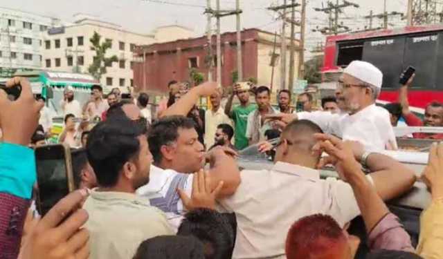 গাজীপুরে নেতাকর্মীদের শুভেচ্ছা পেলেন লুৎফুজ্জামান বাবর 