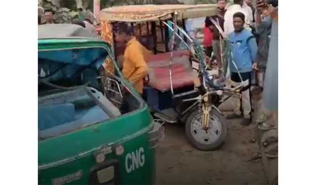 সুনামগঞ্জ-জগন্নাথপুর-ঢাকা মহাসড়কে অটোরিকশা-ইজিবাইক সংঘর্ষ, নিহত ১