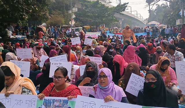 আজও শাহবাগে প্রাথমিকের নিয়োগ বাতিল হওয়া প্রার্থীদের অবস্থান 