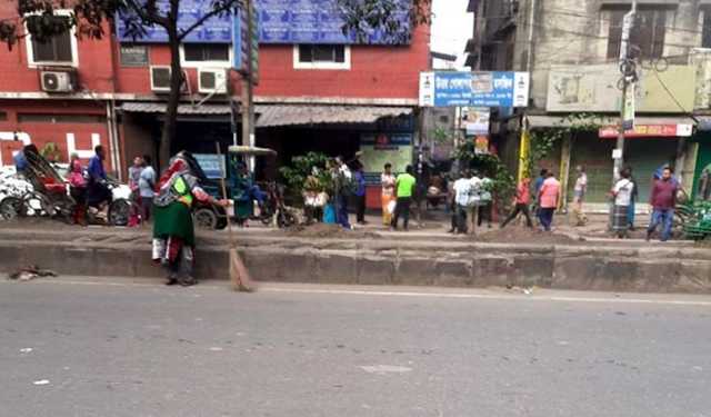 পরিবেশ দূষণ রোধে ডিএসসিসির ক্লিন সপ্তাহ