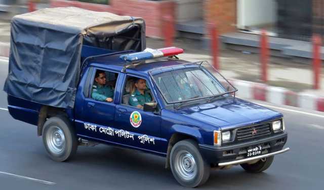 অলিগলিতে বাড়ছে পুলিশের মোটরসাইকেল টহল