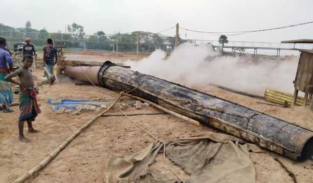 নোয়াখালীতে অবৈধ ১৩ ইটভাটা গুঁড়িয়ে দিল প্রশাসন, জরিমানা