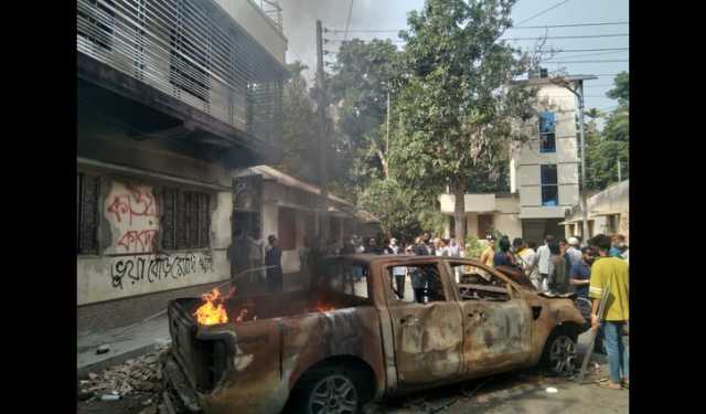 ওবায়দুল কাদেরের গ্রামের বাড়িতে ভাঙচুর-আগুন