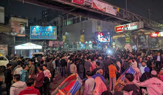 পাঁচ দাবিতে সাত কলেজ শিক্ষার্থীদের মিরপুর সড়ক অবরোধ