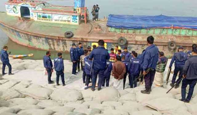 লুট হওয়া ফার্নেস অয়েল সিরাজগঞ্জে উদ্ধার, গ্রেপ্তার ৫