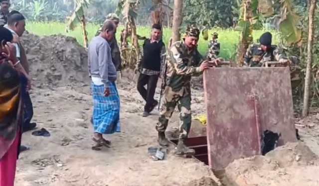 সীমান্তে মাটির নিচ থেকে উদ্ধার ৬২ হাজার বোতল ফেনসিডিল