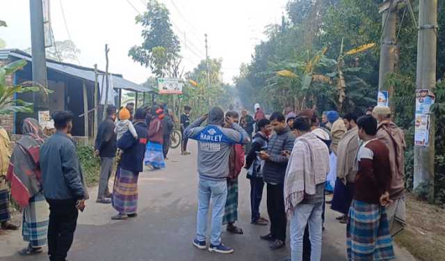 শরীয়তপুরে বিএনপি কার্যালয়ে আগুন