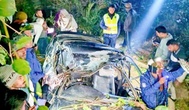 নিয়ন্ত্রণ হারিয়ে প্রাইভেটকার খাদে, ছাত্রদল নেতা নিহত