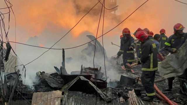 খুলনায় আগুনে পুড়ে গেছে ৪৪টি অস্থায়ী দোকান 