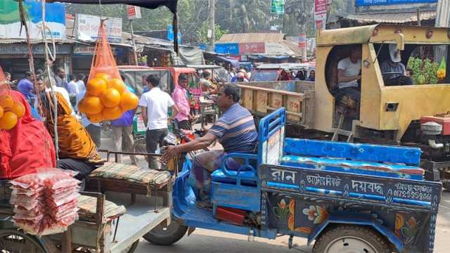 পাঁচ বছরে ২৫ বার সভা নিরসন হয়নি যানজটের