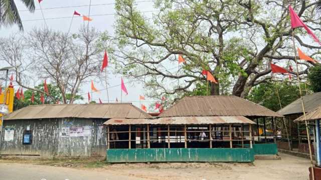 বিএনপির দু’পক্ষের দ্বন্দ্বে বন্ধ সাড়ে তিনশ বছরের মেলা