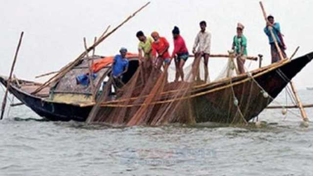 সমুদ্রসীমায় মাছ ধরায় কমলো নিষেধাজ্ঞার মেয়াদ