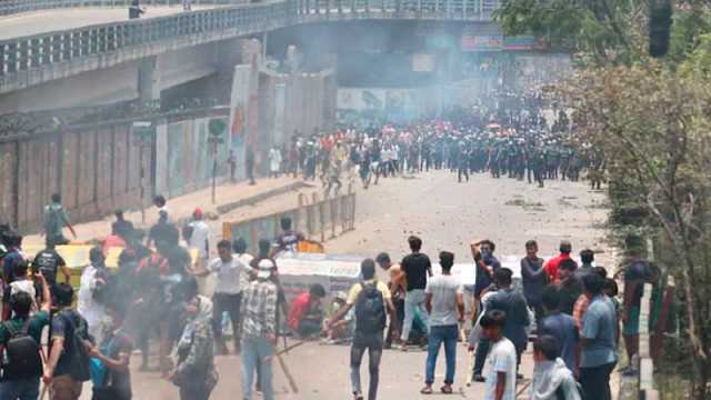 ‘জুলাই শহীদ’ ও ‘যোদ্ধারা’ মাসিক ১৫ ও ২০ হাজার টাকা করে ভাতা পাবেন