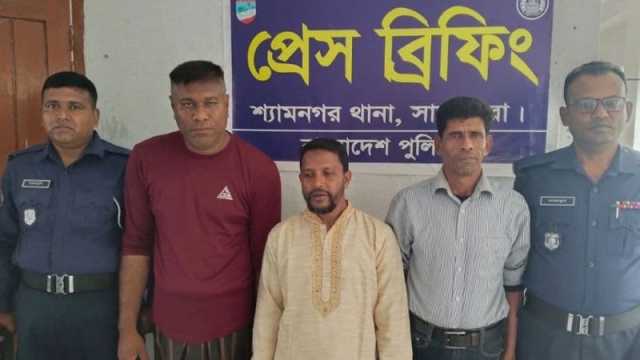 শ্যামনগরে ‘অপারেশন ডেভিল হান্ট’-এ দুর্ধর্ষ হাসিম সরদারসহ তিন আ’লীগ নেতা গ্রেপ্তার