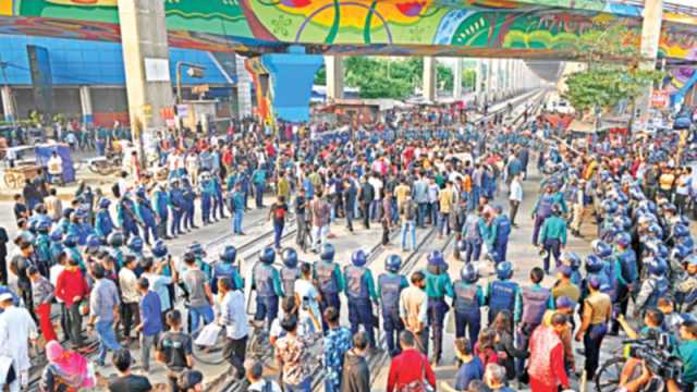 আশ্বাস পেয়ে শিক্ষার্থীদের আন্দোলন প্রত্যাহার