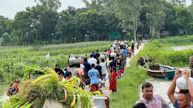 মাসে আড়াই কোটি টাকার দুধ বিক্রি