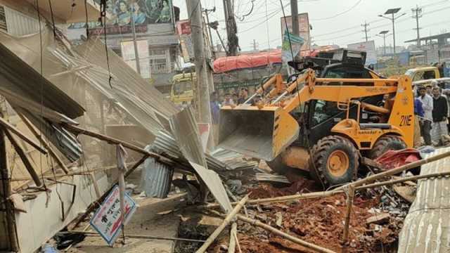 দায়সারা উচ্ছেদ নয়, স্থায়ী সমাধান চান ব্যবসায়ীরা