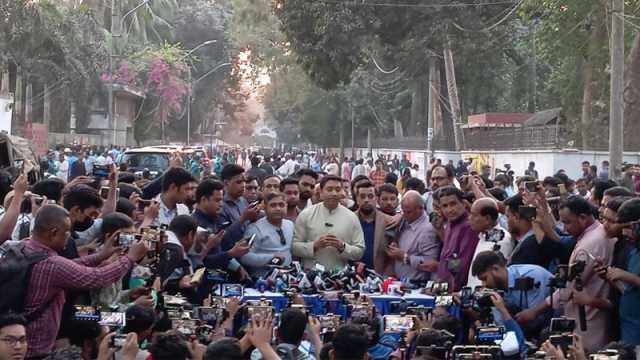 আ.লীগকে সরকারিভাবে টেরোরিস্ট ঘোষণার দাবি জানিয়েছি: ববি হাজ্জাজ