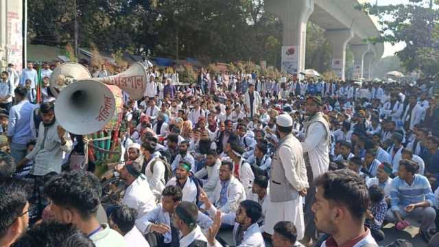 ম্যাটস শিক্ষার্থীদের শাহবাগ অবরোধ, সচিবালয়ে গেছে প্রতিনিধি দল