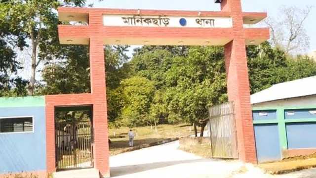 ছেলের দার কোপে বাবার মৃত্যু