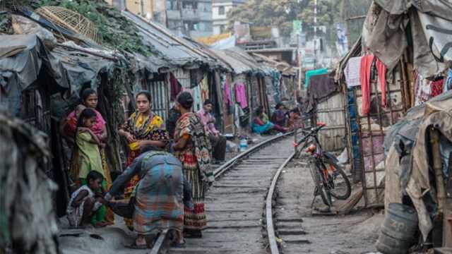 দেশে বেশি দারিদ্র্য মাদারীপুরে, কম নোয়াখালীতে