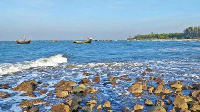 সেন্টমার্টিনে ফেব্রুয়ারি পর্যন্ত পর্যটক চান ব্যবসায়ীরা