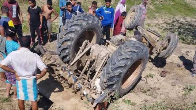 জমি চাষ শেষে বাড়ি ফেরার পথে ট্রাক্টর উল্টে চালকের মৃত্যু