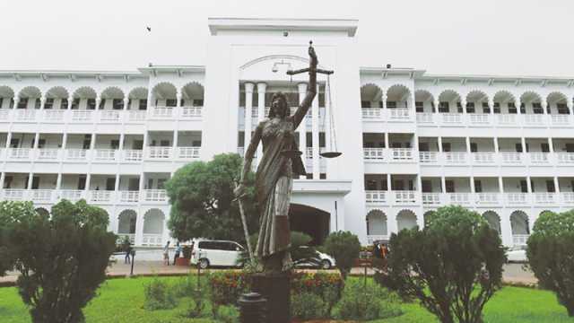 বায়ুদূষণ বন্ধে সাত দিনের মধ্যে পদক্ষেপ নেওয়ার নির্দেশ