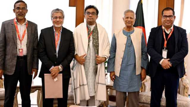 প্রধান উপদেষ্টার সঙ্গে দেখা করে জাকসু নির্বাচনের বিষয়ে পরামর্শ চেয়েছেন উপাচার্য