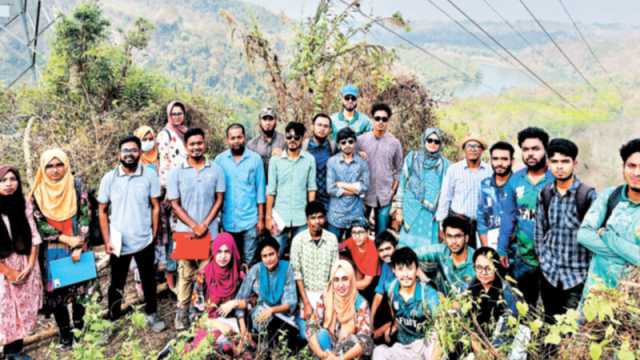 পড়াশোনা যখন বন নিয়ে