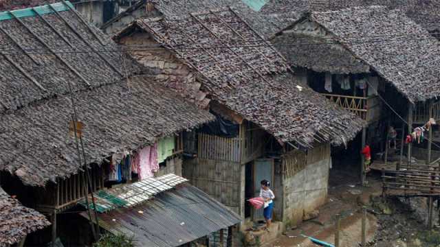 থাই হাসপাতাল ছাড়ছে মিয়ানমারের শরণার্থীরা